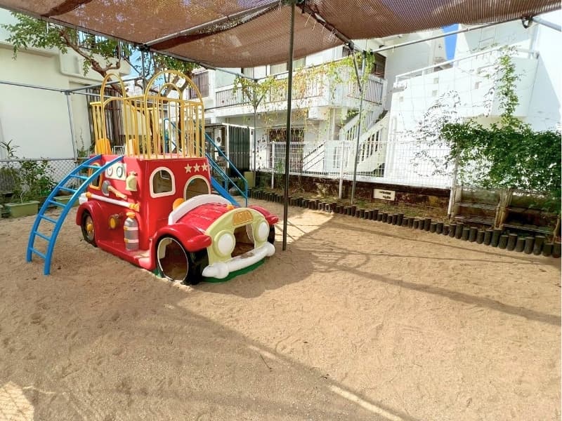 ジョイジョイ保育園_遊具2
