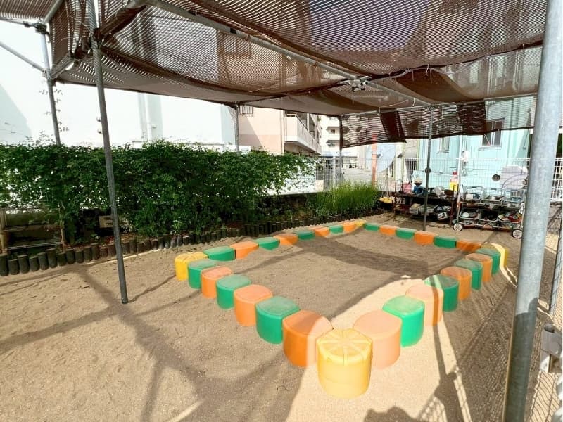 ジョイジョイ保育園_遊具1
